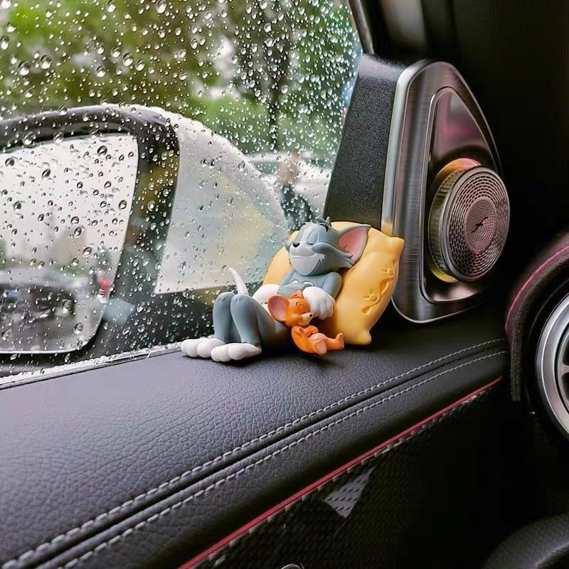 Tom and Jerry Car Ornaments Set - Classic Cartoon Dashboard Decor Figures
